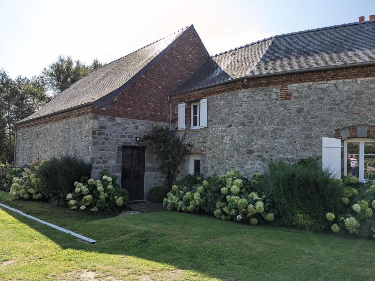La Grange de Dourlers Bed and Breakfast Buitenkant foto